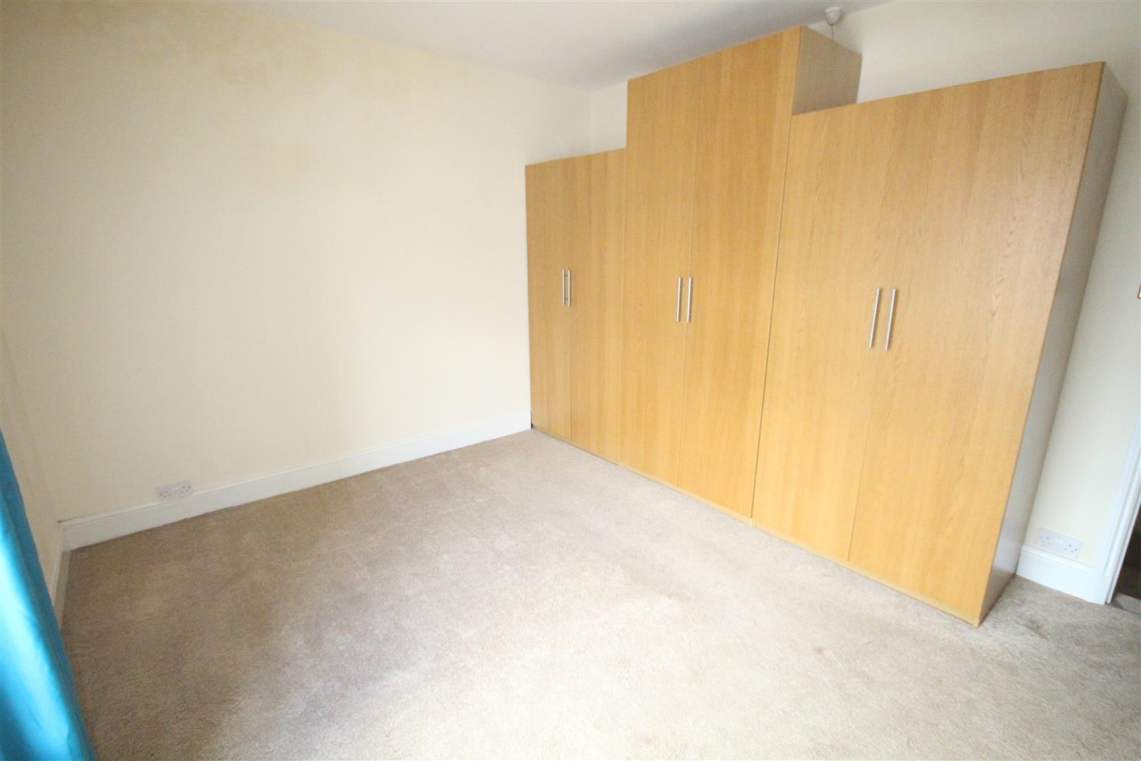 2 bedroom end terrace house Let Agreed in Earby - 2016-08-12 11.41.31.jpg